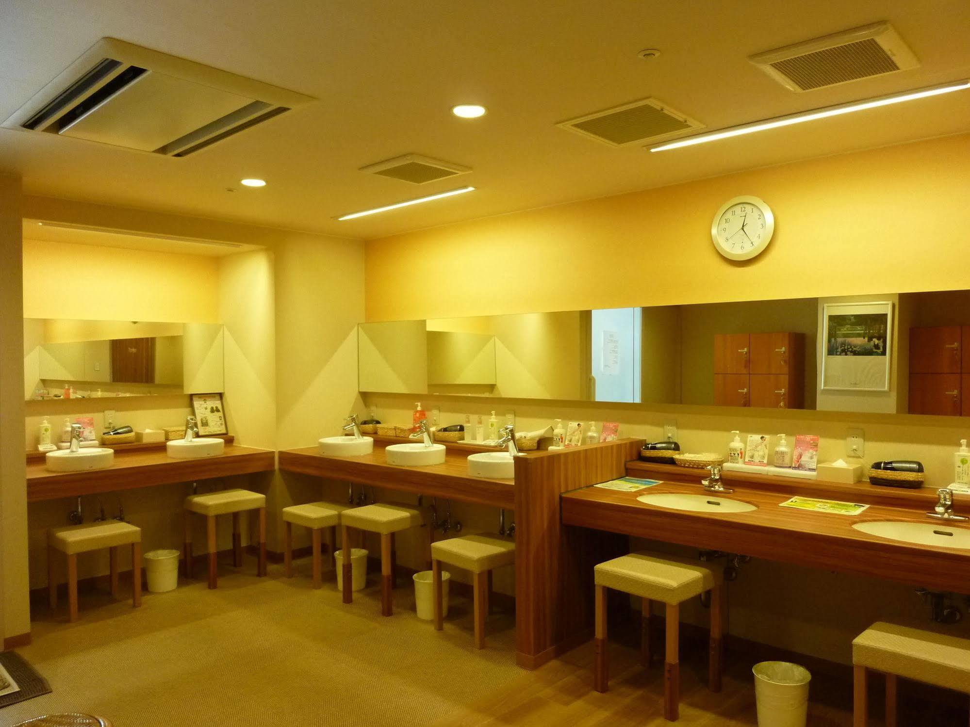 Yumihari-no-Oka Hotel Sasebo Bagian luar foto