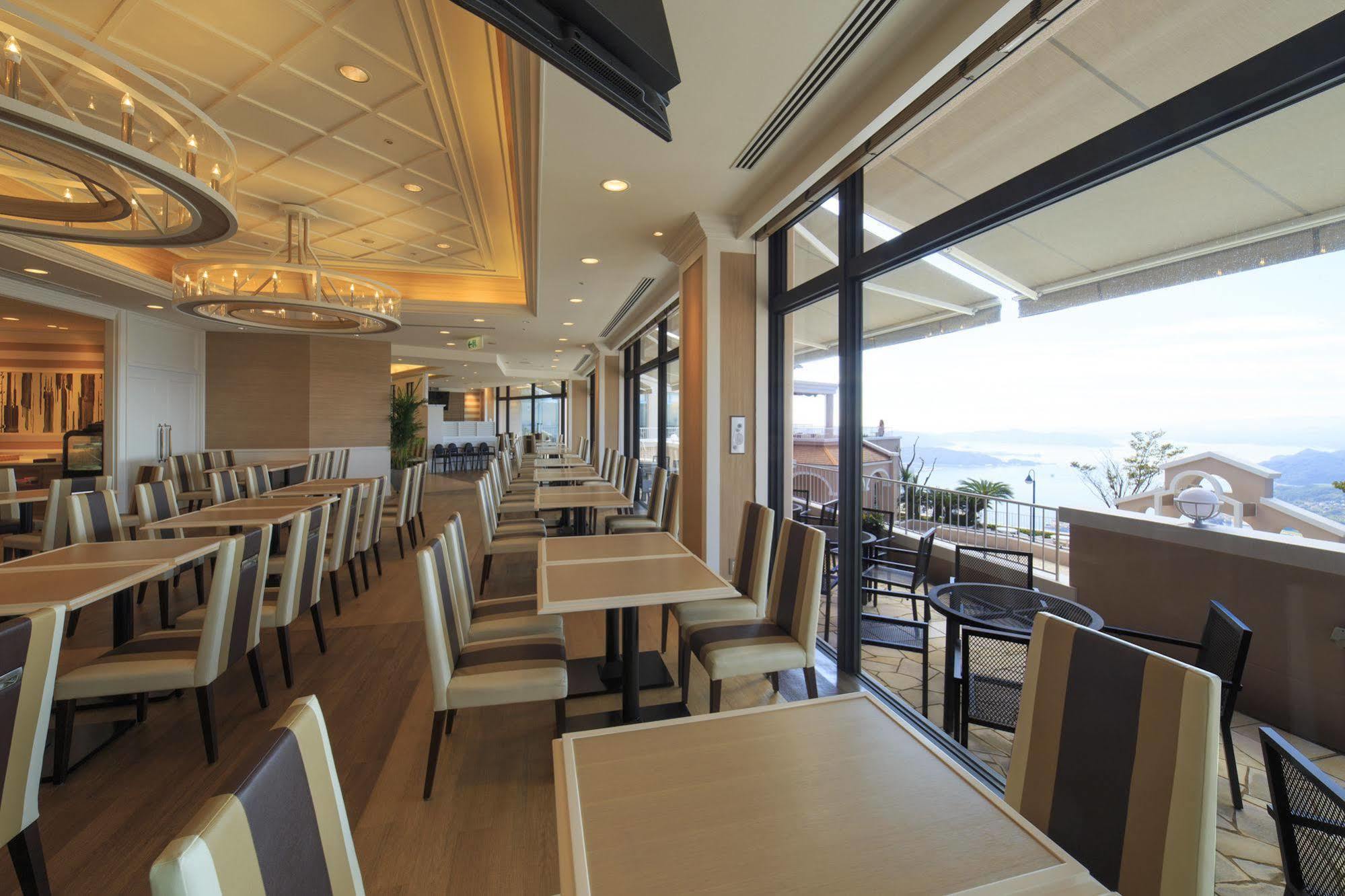 Yumihari-no-Oka Hotel Sasebo Bagian luar foto